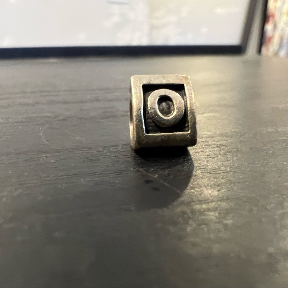 Pandora Charm | Letter ‘O’
